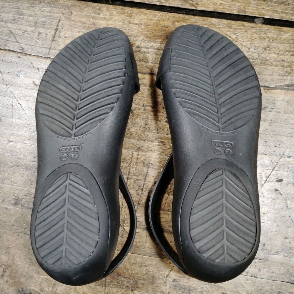 Crocs Serena Black T Strap Sandals Size 7 Shoes Slip On - Picture 6 of 7